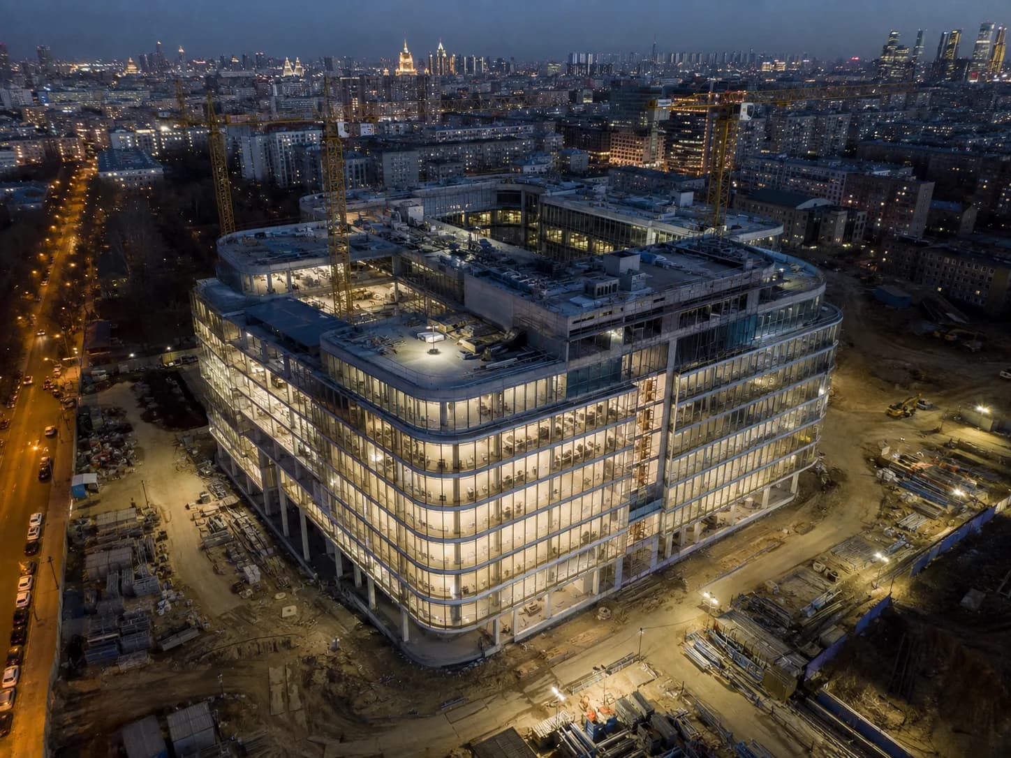 Бизнес-центр в Москве — общий вид